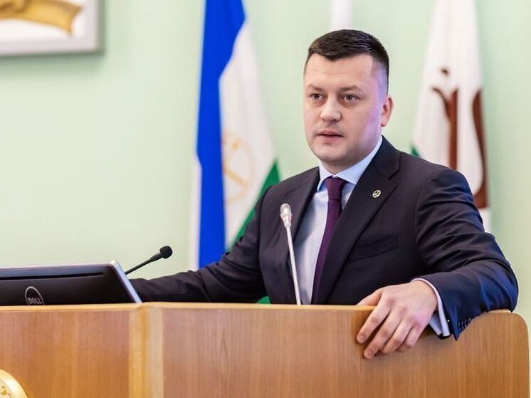 Ратмир Мавлиев вновь вошел в топ-5 рейтинга по оценке работы мэров