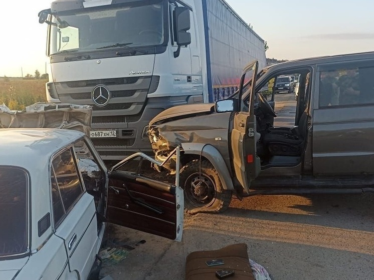 В посёлке Новом водитель «ВАЗ-2106» погиб в тройном ДТП