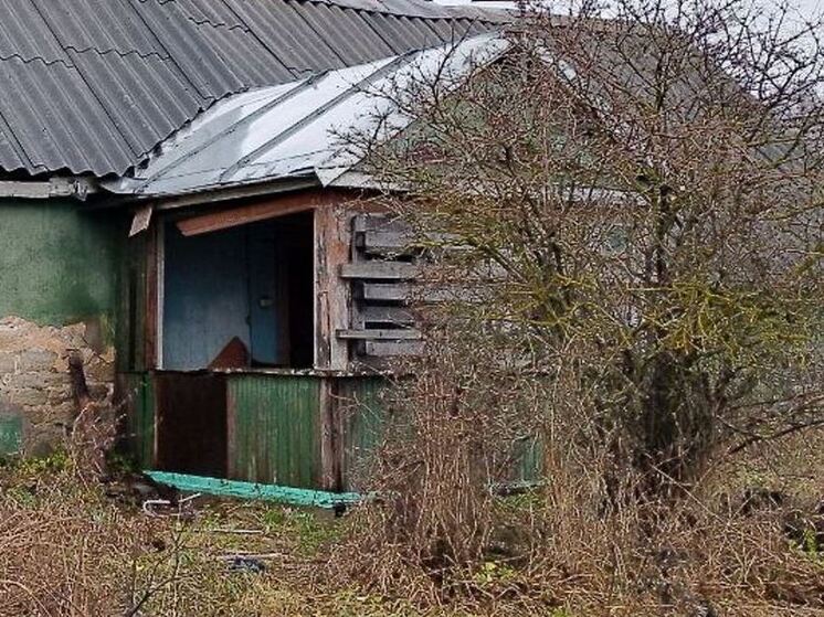 В Волосово проверят заброшенный дом, приютивший мигрантов