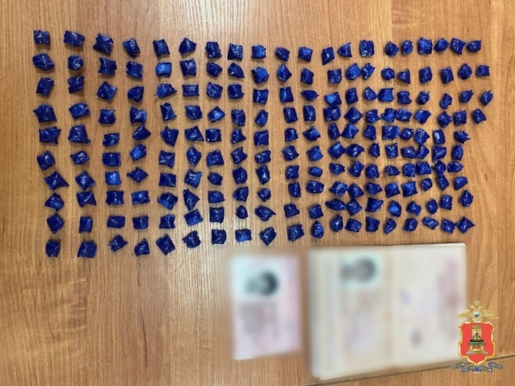 В Твери задержали мигранта с закладками: он планировал их распространять