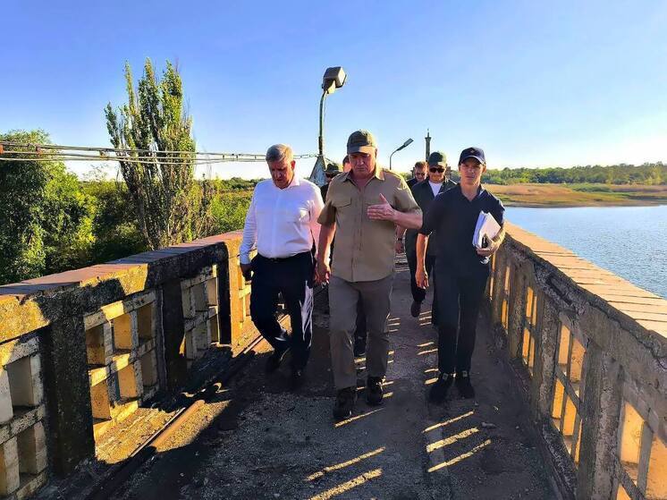 Марат Хуснуллин и руководство ФРТ провело совещание на ключевом участке водообеспечения Донбасса