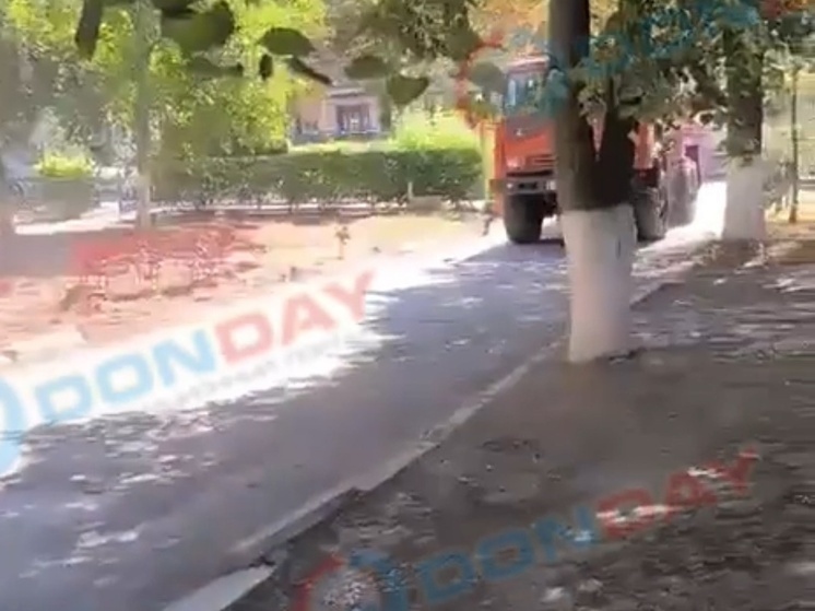Загорелось здание Ростелекома в Шахтах