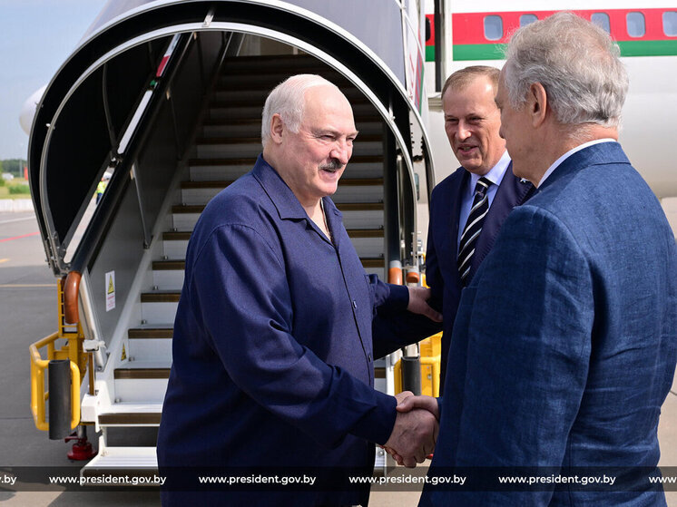 Лукашенко приехал в Петербург накануне встречи с Путиным в Валааме