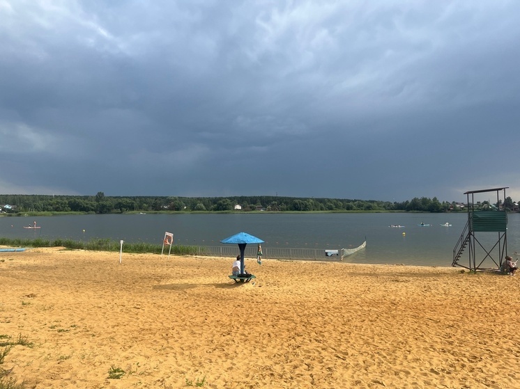 На озере Светлая жизнь на несколько дней запретили использовать водные мотоциклы