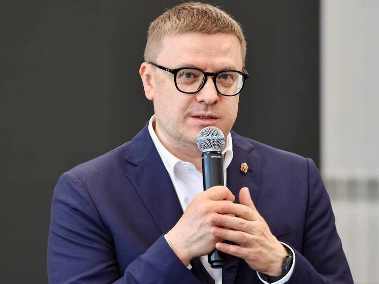 Текслер поздравил южноуральцев с днём ВДВ