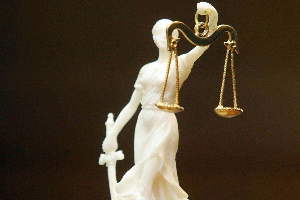 Жительница Новосибирска узнала о большом наследстве, которое ей оставил любовник. Их роман приключился 50 лет назад
