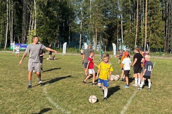 Именитые спортсмены приехали в Кировскую область в рамках межрегиональной программы «Миссия чемпиона»