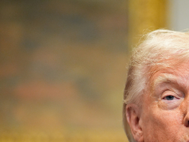 Бывший президент США Дональд Трамп вновь оказался в неловкой ситуации: его хвастливое заявление о том, что Индия якобы прекратила закупки нефти у России под давлением Вашингтона, было незамедлительно опровергнуто самими индийцами