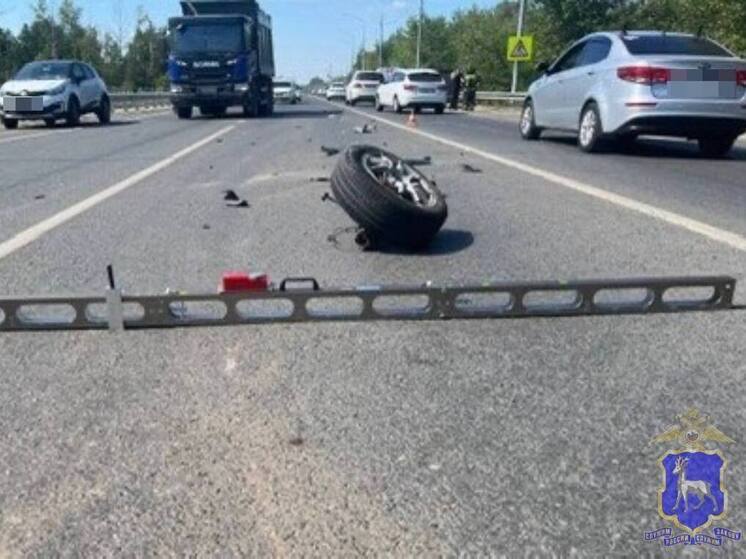 Двое мужчин пострадали в аварии с тремя авто в Самарской области утром 1 августа