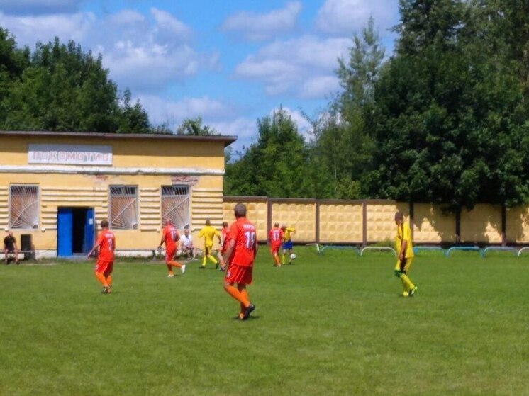 Ветераны калужского Кирова обыграли команду Людинова