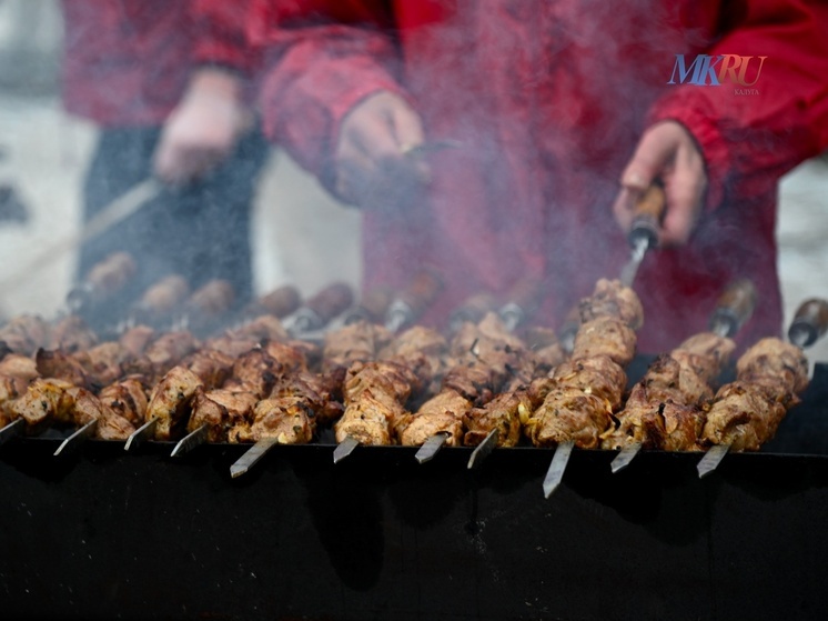 Калужанам объяснили, с чем нельзя есть шашлык