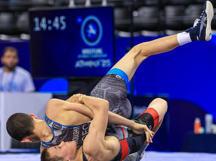 Борец из Осетии вышел в финал первенства мира по вольной борьбе U-17