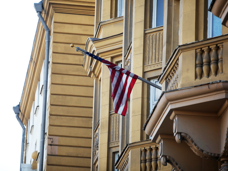 Конгрессвумен Грин: США должны прекратить финансировать конфликт на Украине