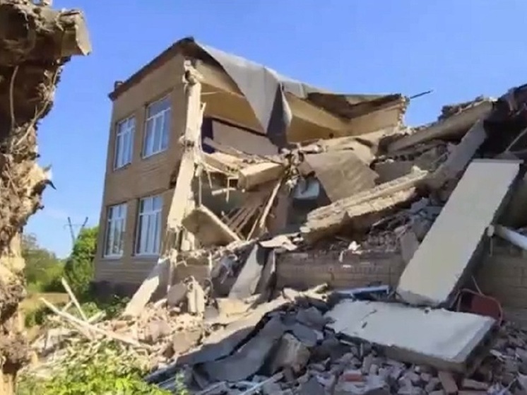 Пушилин побывал на месте обрушения пристройки в макеевской школе №86