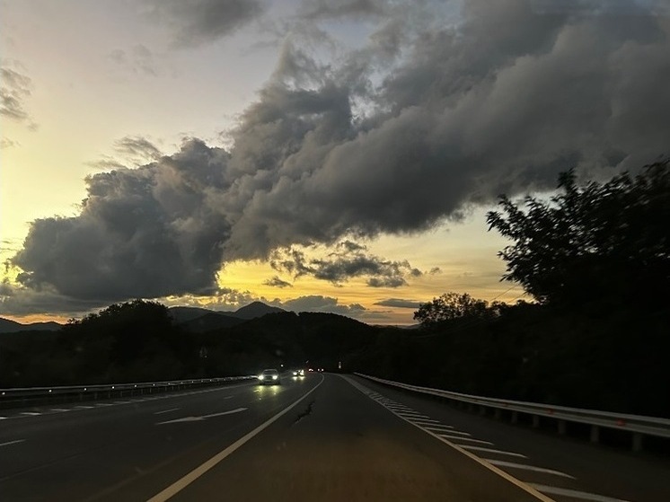 На участке Владикавказ – Ларс разрешили движение всех видов транспорта