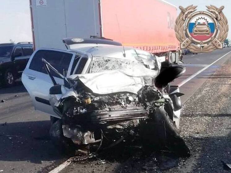В ДТП с фурой в Саратовской области погибли два человека
