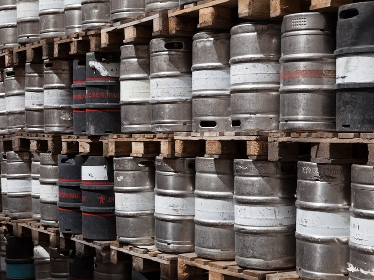 Калужские бойцы просят привезти на фронт 200-литровые бочки из металла