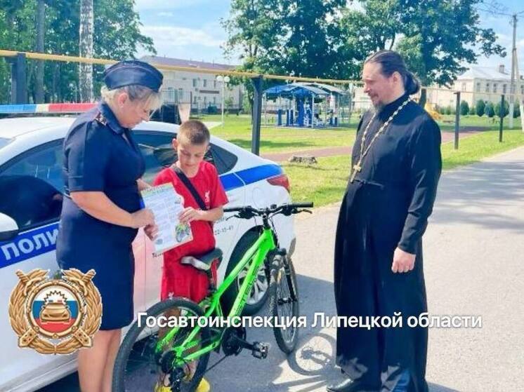 Липецкие полицейские и священнослужители призвали беречь детские жизни