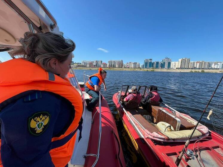Якутской транспортной прокуратурой обеспечена безопасность плавания на реке Лена