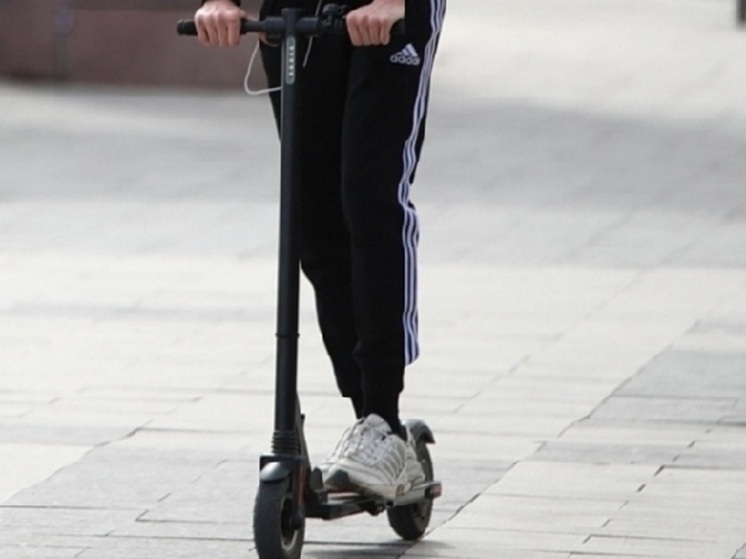 В Волгограде брошенные на улице самокаты будут отвозить на штрафстоянку