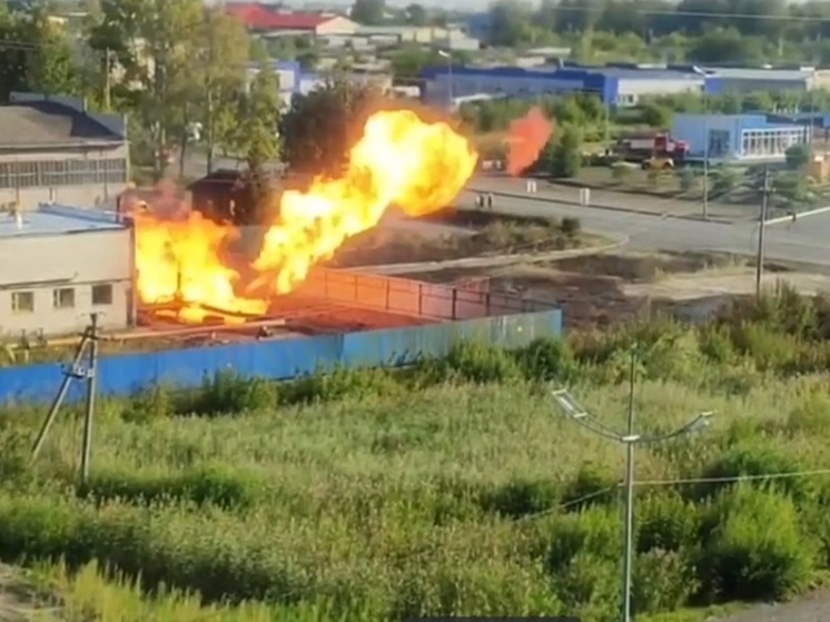  В Кургане эвакуируют жителей дома из-за пожара на газораспределительной подстанции