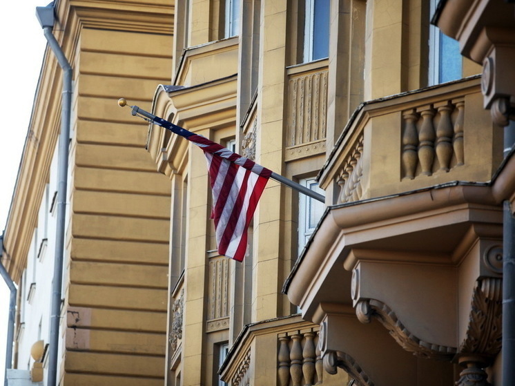 Табличку с информацией об импичменте Трампу вернулась в экспозицию Музея в США