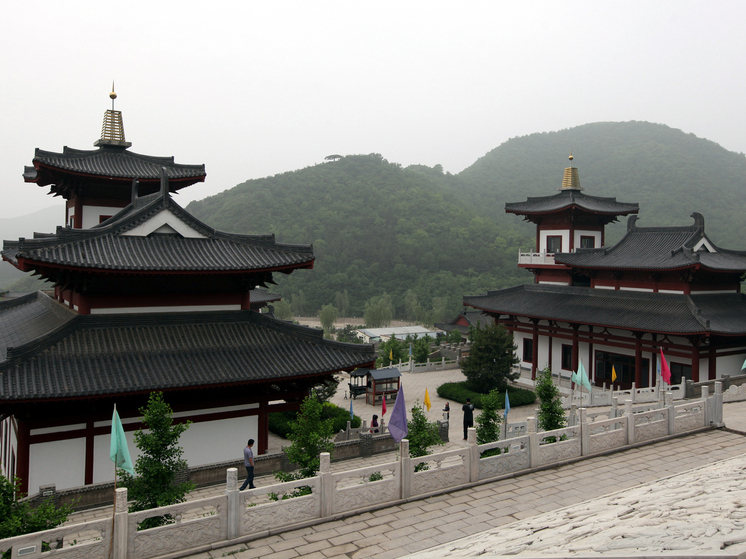 AP: Китай собирается сбивать спутники Маска с помощью подводных лодок-невидимок