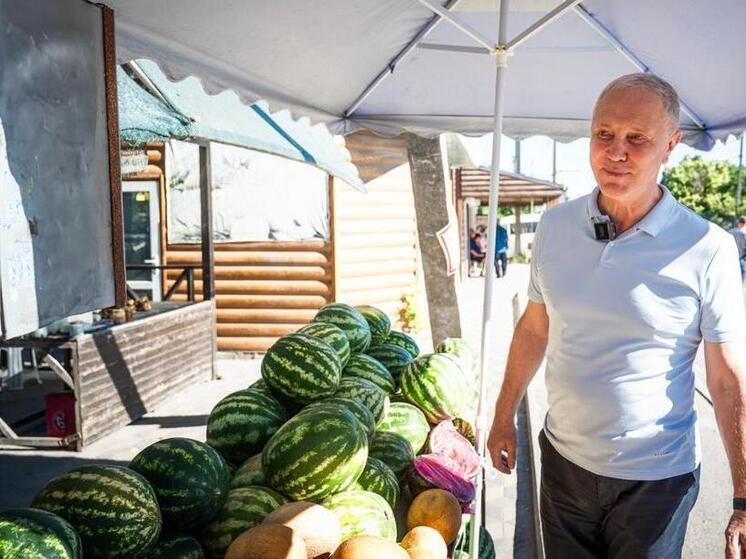 В Херсонской области Роспотребнадзор рассказал о правильном выборе арбузов