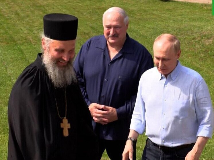 Лукашенко завершил визит в Россию и вернулся в Беларусь