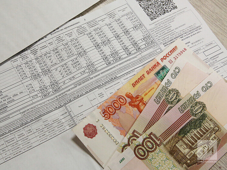 Жители Казани стали получать первые платежки с учетом повышения тарифов на ЖКУ