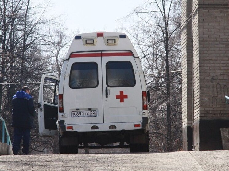Туристка из Ленинградской области пострадала в ДТП с внедорожником на Алтае