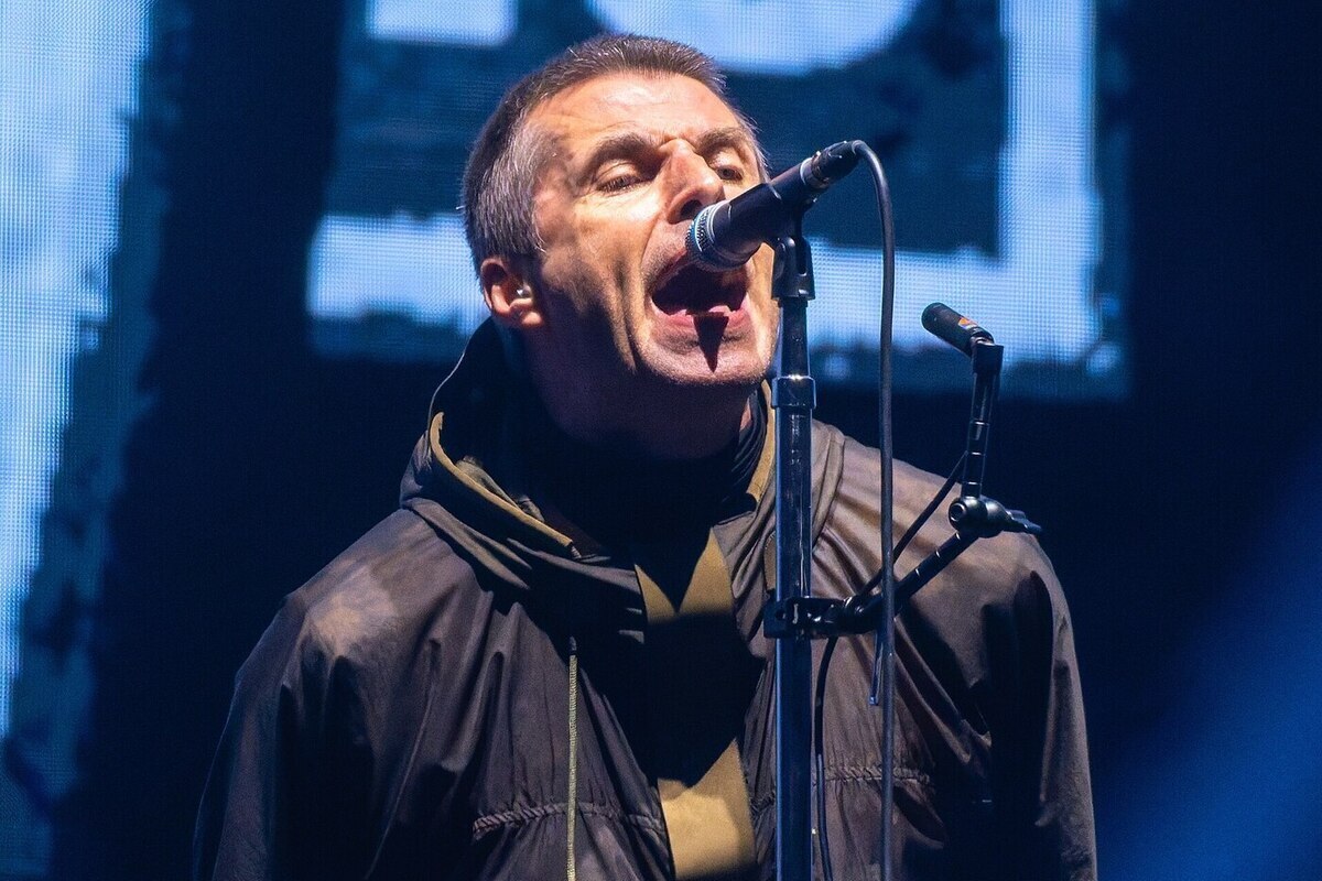Музыканты Oasis шокированы смертью фаната на концерте на Уэмбли
