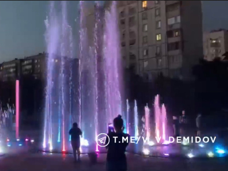 «Жемчужина проекта»: в Почаевском сквере Белгорода протестировали фонтан