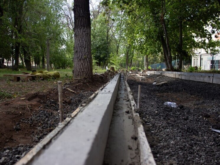 В Самаре ремонтируют подъезды и тротуары к школам и детсадам перед 1 сентября