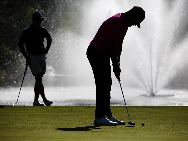 Золотой дубль: подмосковный спортсмен Ерошенко взял два золота на чемпионате России по гольфу