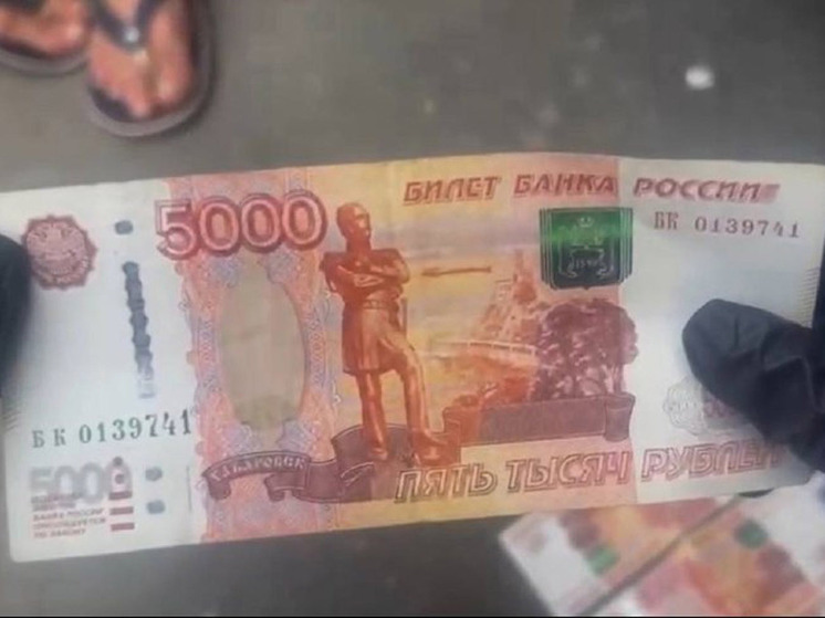 В Вольске полицейский подозревается в получении взятки