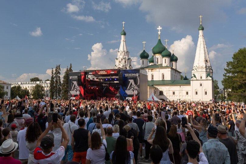 «Локомотив» прибыл на конечную остановку без тренера и с огромным опозданием