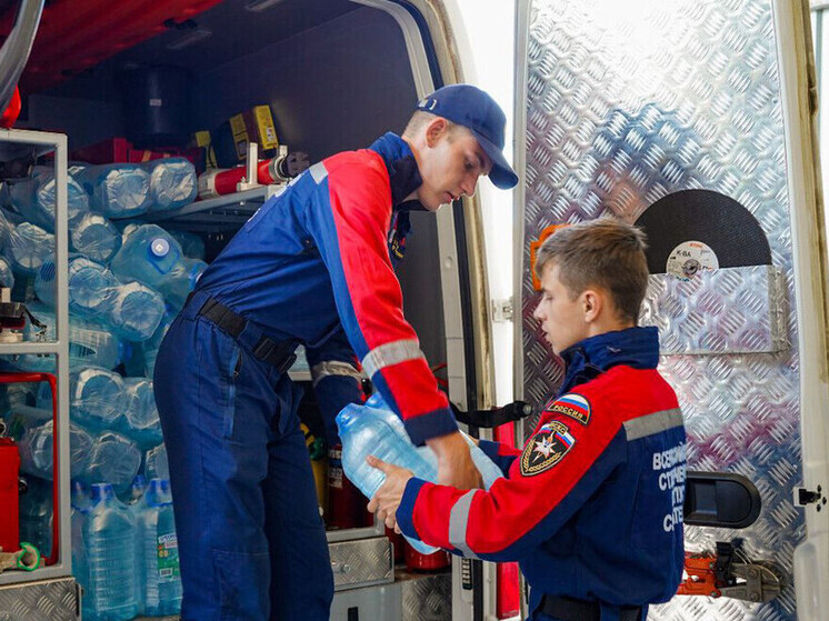 В ДНР волонтеры доставили жителям около 4 тонн воды
