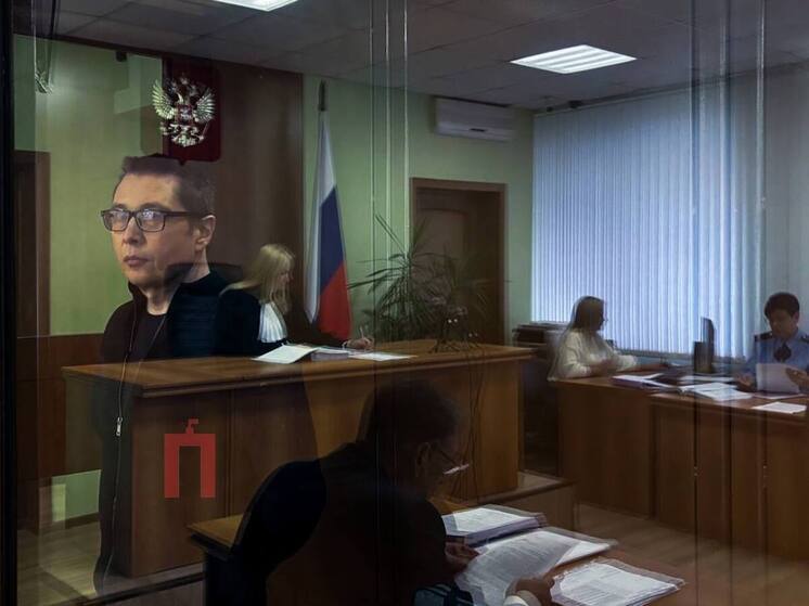 Срок заключения бывшего ректора ВГУ Дмитрия Ендовицкого под стражей продлевают до 12 ноября