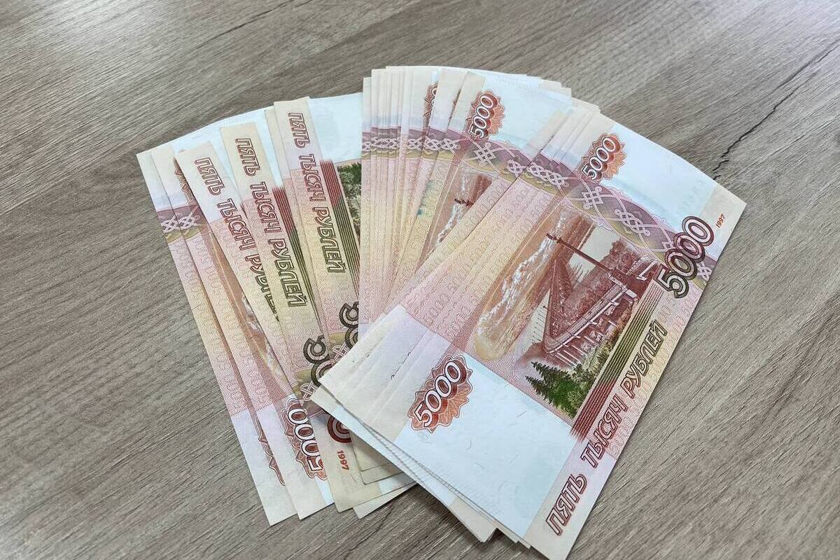 Суд взыскал с фирмы в Тольятти в пользу пострадавшего рабочего 700 тысяч рублей