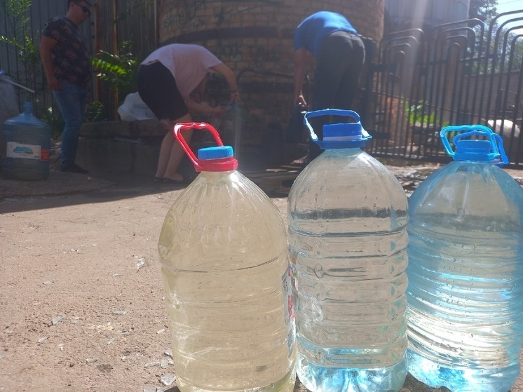 Дополнительные поливочные краны и накопительные емкости оборудуют в Мариуполе