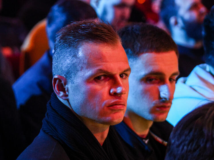 Телеведущий Меньщиков решил защитить футболиста Тарасова из-за переписки с моделями