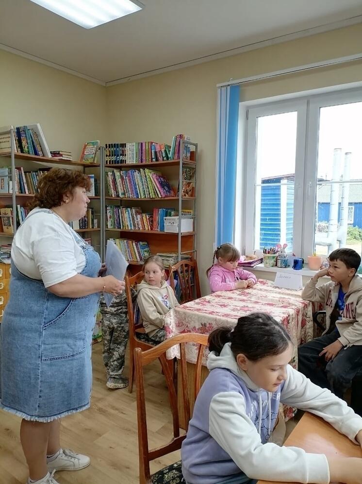 В библиотеке д. Верхняя Пеша прошел увлекательный квест «По страницам сказок»