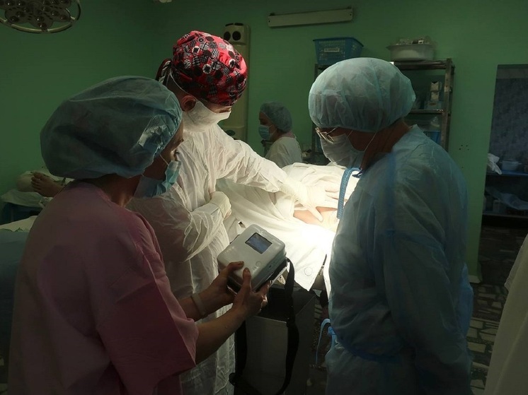 Новые аппараты для лечения ран поступили в свердловские больницы