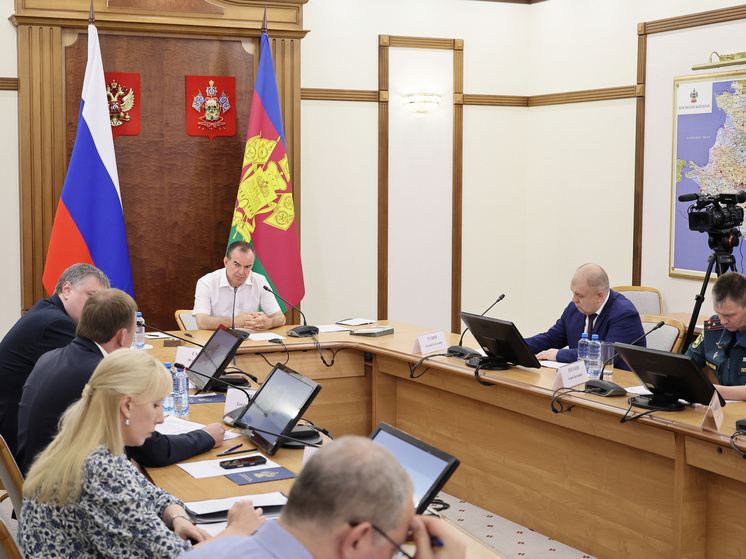 Губернатор Кубани поставил задачу ускорить помощь пострадавшим от потопа