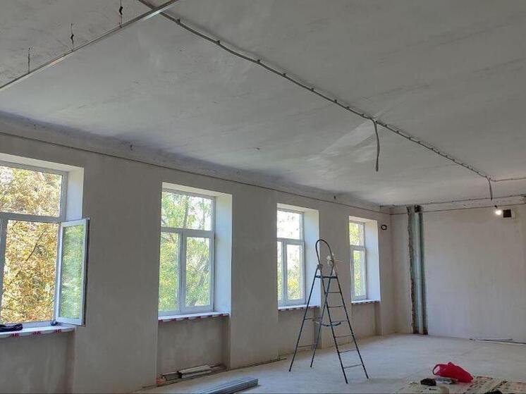 IT-центр и зону фудкорта продолжает строить Якутия в Докучаевске