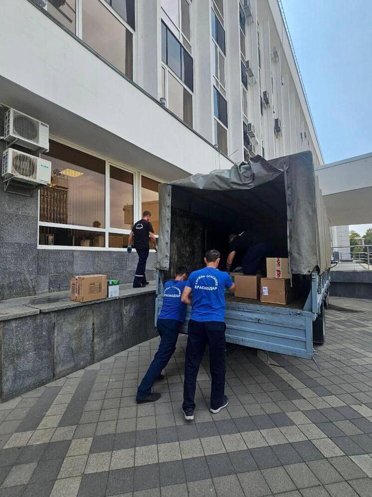 Администрация Краснодара направила гуманитарную помощь в Херсонскую область