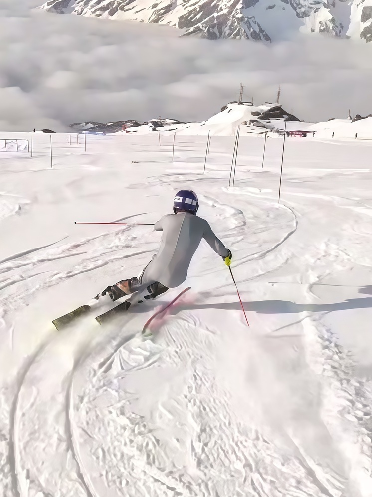 Полторы тысячи спортсменов-горнолыжников побывали на Эльбрусе в зимний сезон 2025