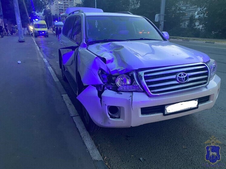 В Самаре на Галактионовской вечером 4 августа пьяный водитель Land Cruiser насмерть сбил пешехода