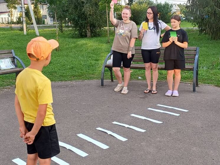 В Арнеевском СДК отметили Всемирный день светофора